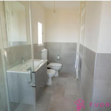 Fuoriporta Affitti Brevi - Tetti Di Parma