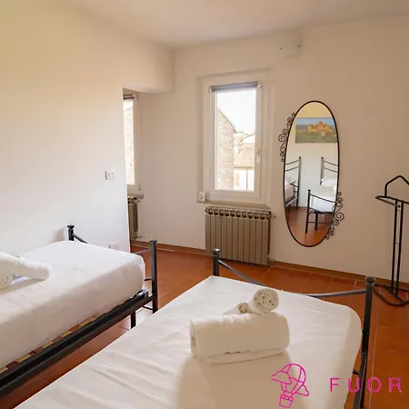 Fuoriporta Affitti Brevi - Tetti Di Apartment Parma