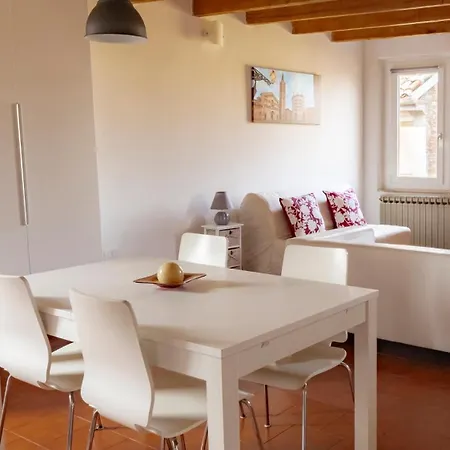 Lejlighed Fuoriporta Affitti Brevi - Tetti Di Parma