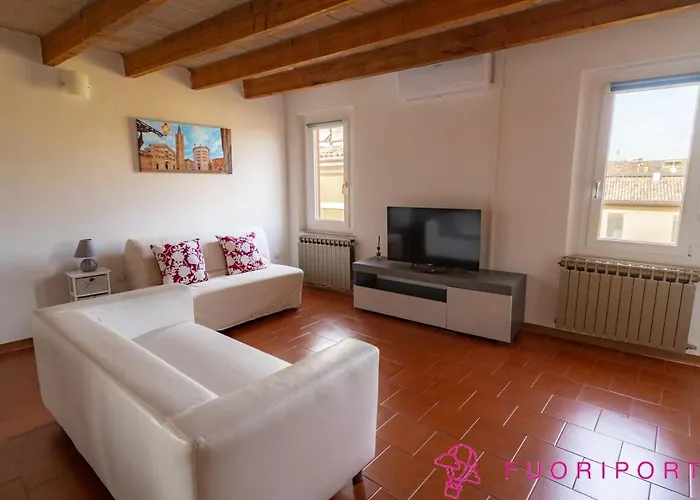 Fuoriporta Affitti Brevi - Tetti Di Apartment Parma